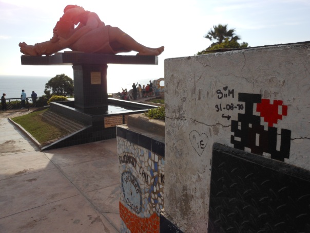 Statue at Parque de Amor in Peru